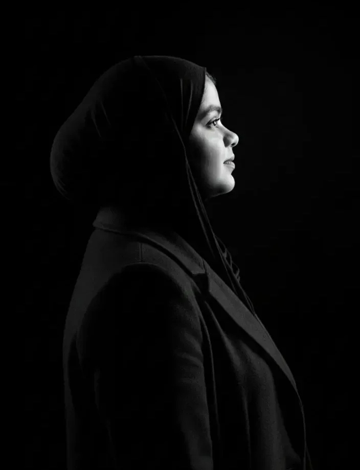 Digital marketer and SEO expert in Qatar image of Dina Parvin in about section